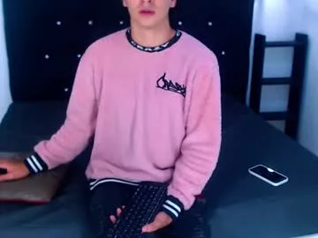 0_alejo – webcam model profile photo