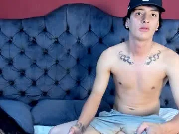 bright_diamonds_054 – webcam model profile photo Image 11