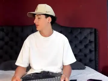 bright_diamonds_054 – webcam model profile photo Image 9