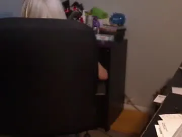 loving_ladies – webcam model profile photo Image 7