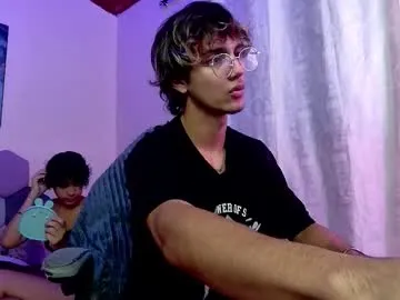 bright_diamonds_054 – webcam model profile photo Image 16