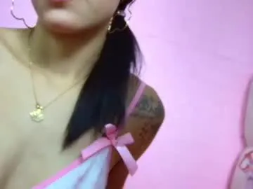 2cgirls69 Image 4