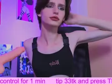 lavetax – webcam model profile photo Image 3