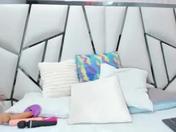 loving_ladies – webcam model profile photo Image 16