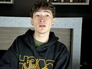 crismens – webcam model profile photo Image 10