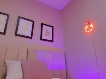 your_dolls – webcam model profile photo Image 19