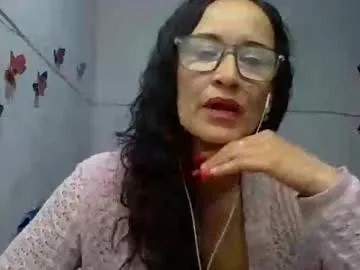 Mya – webcam model profile photo Image 15