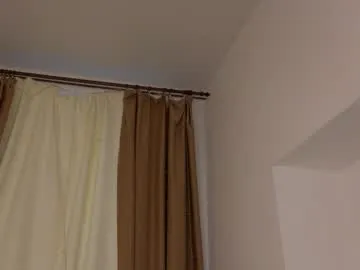 littlejennifer18 – webcam model profile photo Image 8