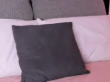 VioletFisher – webcam model profile photo Image 14