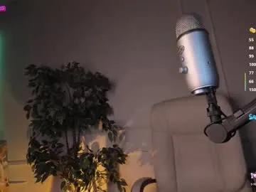 XiaoJuan – webcam model profile photo Image 11