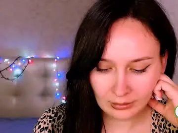 yummy_erika – webcam model profile photo Image 10