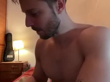 straight__friends – webcam model profile photo Image 16