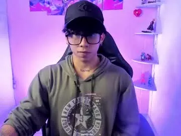 boy_jerry – webcam model profile photo Image 6