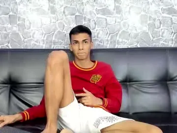 mattiestreams69 – webcam model profile photo Image 3