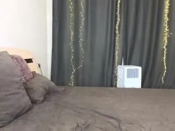 indulgencex – webcam model profile photo Image 13