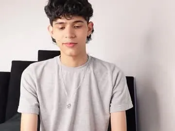 successful_kevin – webcam model profile photo Image 9