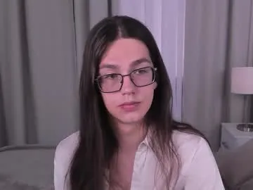 seraphina_leroux_lashes – webcam model profile photo Image 10