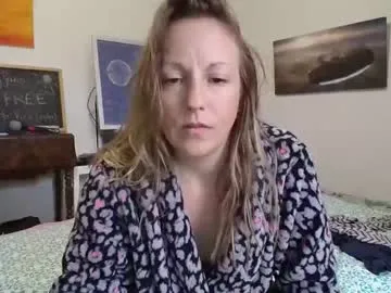 kira0541 – webcam model profile photo Image 18