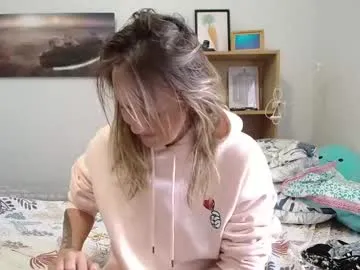 kira0541 – webcam model profile photo Image 2