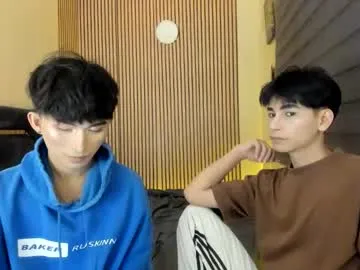 petites_perles – webcam model profile photo Image 9