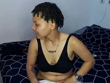 pinkypuppa – webcam model profile photo Image 5