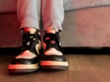 loving_ladies – webcam model profile photo Image 2