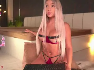 wet_dreamm22 – webcam model profile photo Image 9