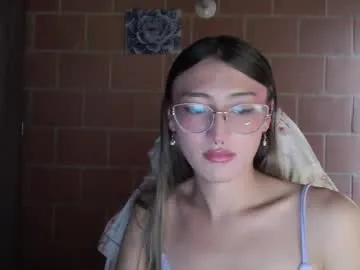 sexxxsirens – webcam model profile photo Image 3