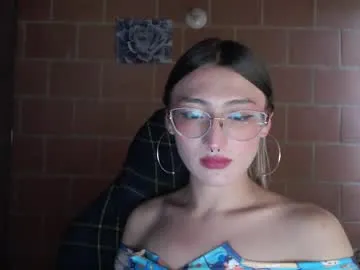 sexxxsirens – webcam model profile photo Image 7