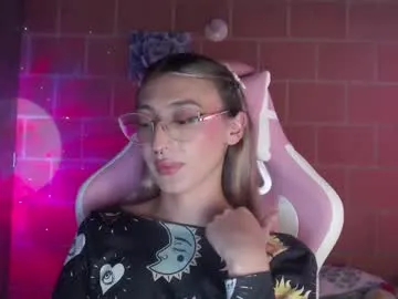 sexxxsirens – webcam model profile photo Image 9