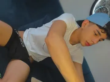 magical_mermaids – webcam model profile photo Image 9