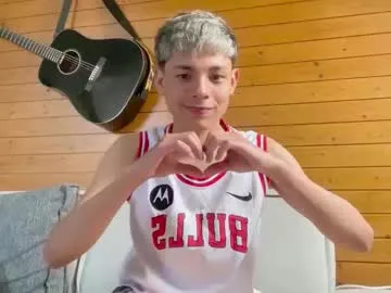 your_dolls – webcam model profile photo Image 18