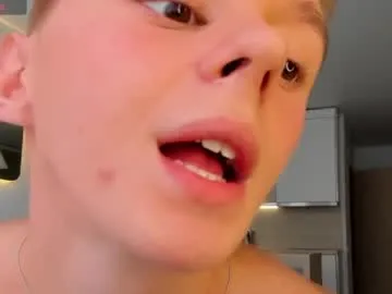 angel_andreww's Thumb Image