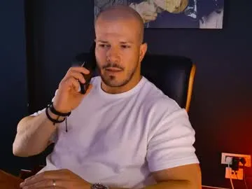 mattiestreams69 – webcam model profile photo Image 6