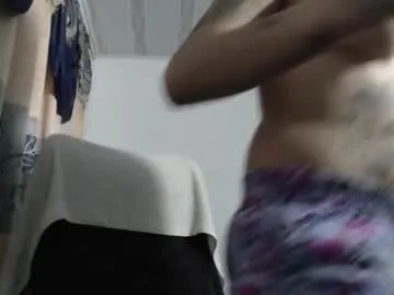 squirtervanessa21 – webcam model profile photo Image 6