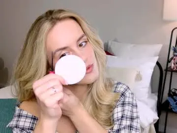 your_dolls – webcam model profile photo Image 19