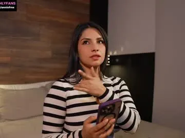 realtryit – webcam model profile photo Image 12