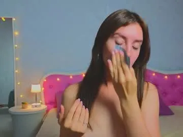 ariana_petite Image 6