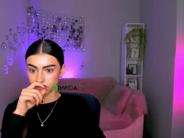 kitty__diamond_ – webcam model profile photo Image 5