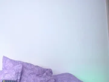 littlejennifer18 – webcam model profile photo Image 3