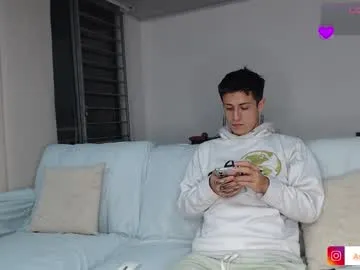 wet_dreamm22 – webcam model profile photo Image 10