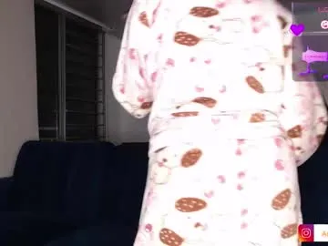 wet_dreamm22 – webcam model profile photo Image 16