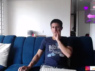 wet_dreamm22 – webcam model profile photo Image 2