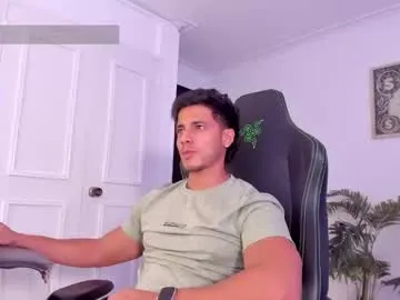 lary_holly – webcam model profile photo Image 11