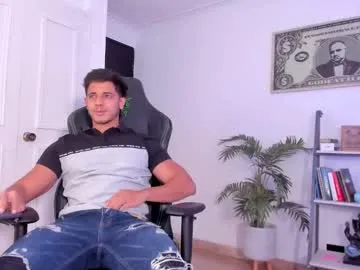 lary_holly – webcam model profile photo Image 16