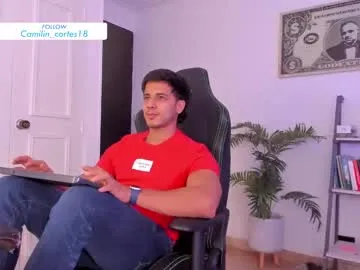 lary_holly – webcam model profile photo Image 18