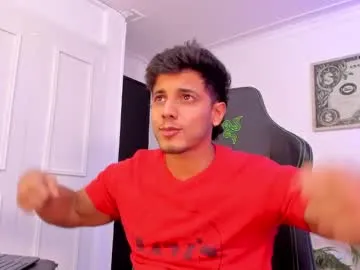 lary_holly – webcam model profile photo Image 3