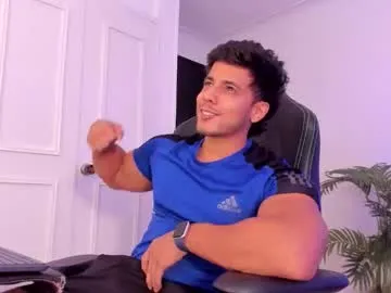 lary_holly – webcam model profile photo Image 4