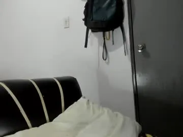 hotbella_ – webcam model profile photo Image 12