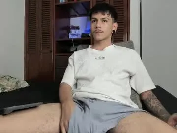 lary_holly – webcam model profile photo Image 10